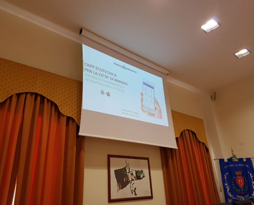 Conferenza stampa del progetto Ecotecnica raccolta differenziata in puglia